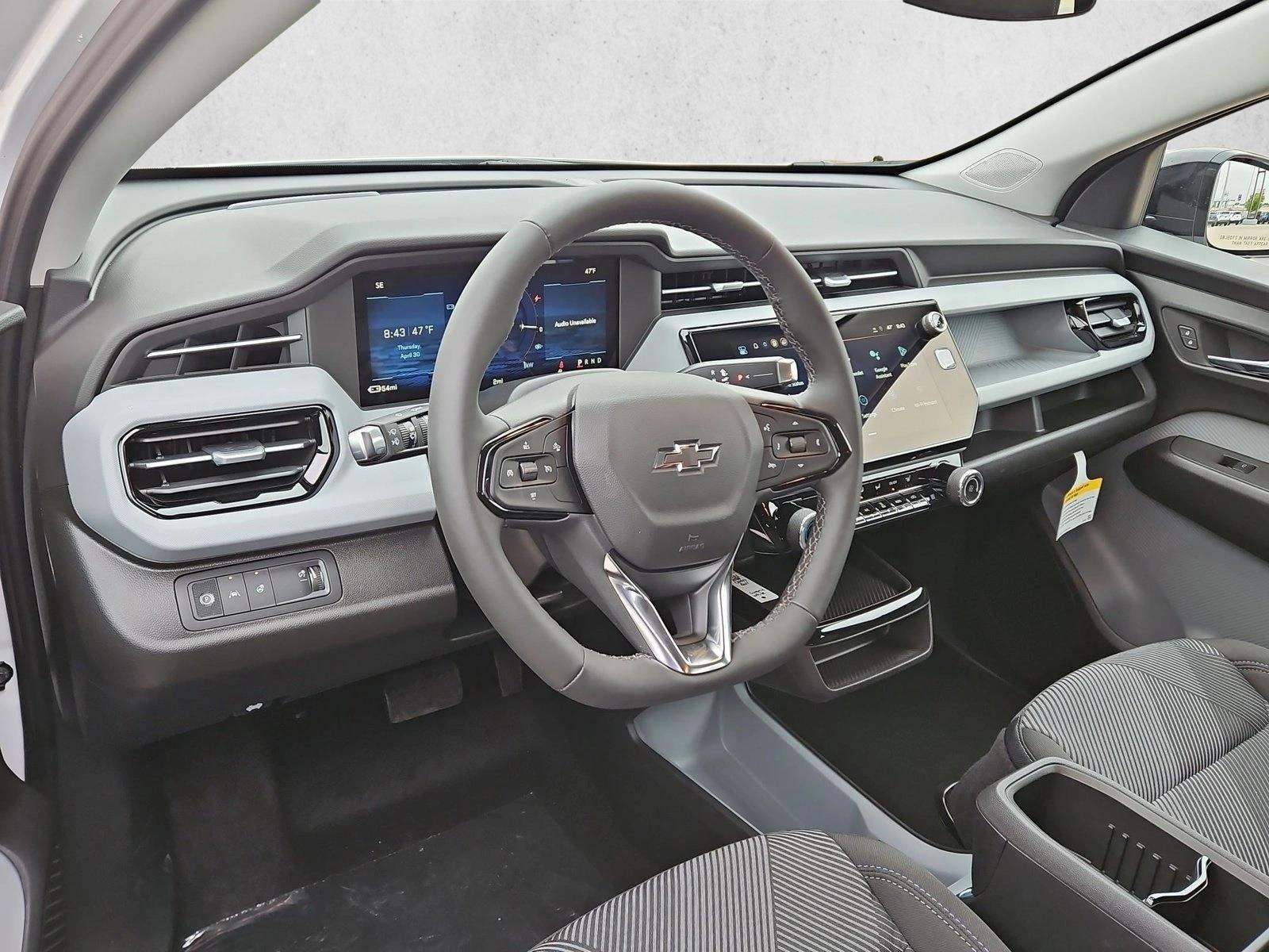 Thumbnail: 2027 Chevrolet Bolt EV - 3