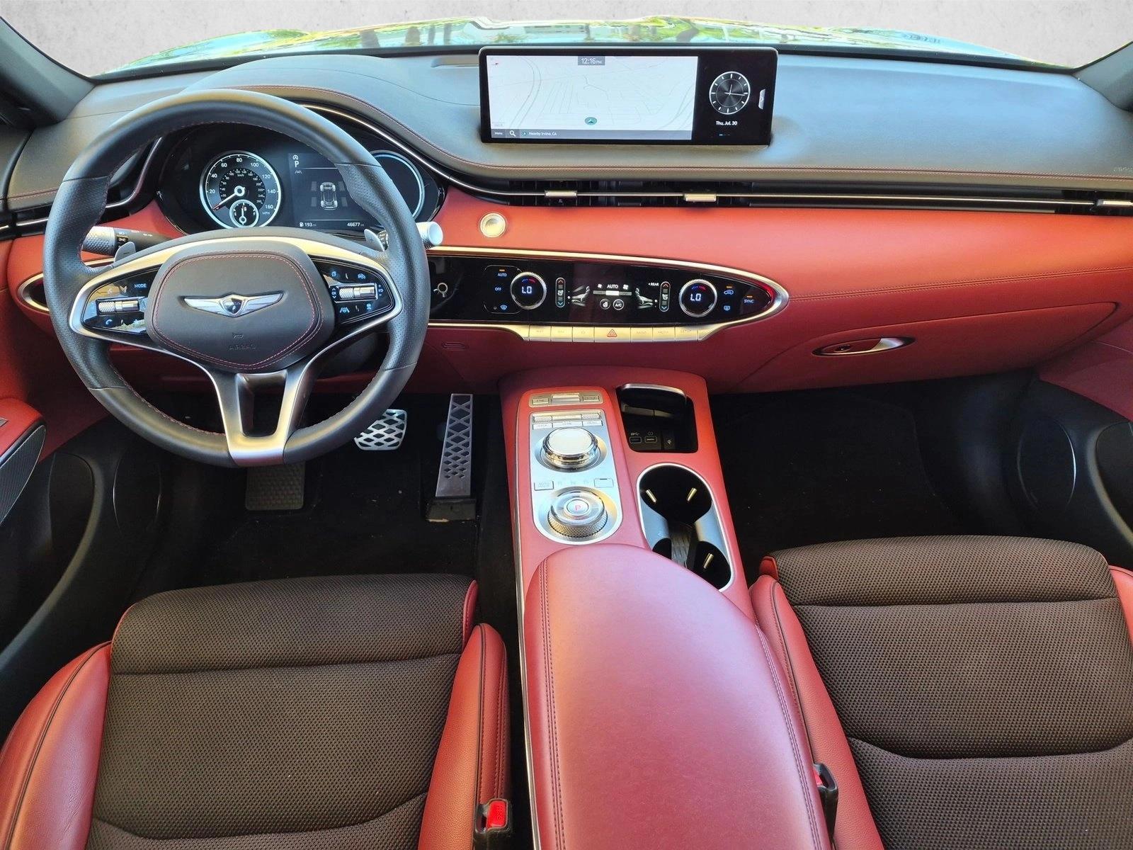 Thumbnail: 2022 Genesis GV70 - 3