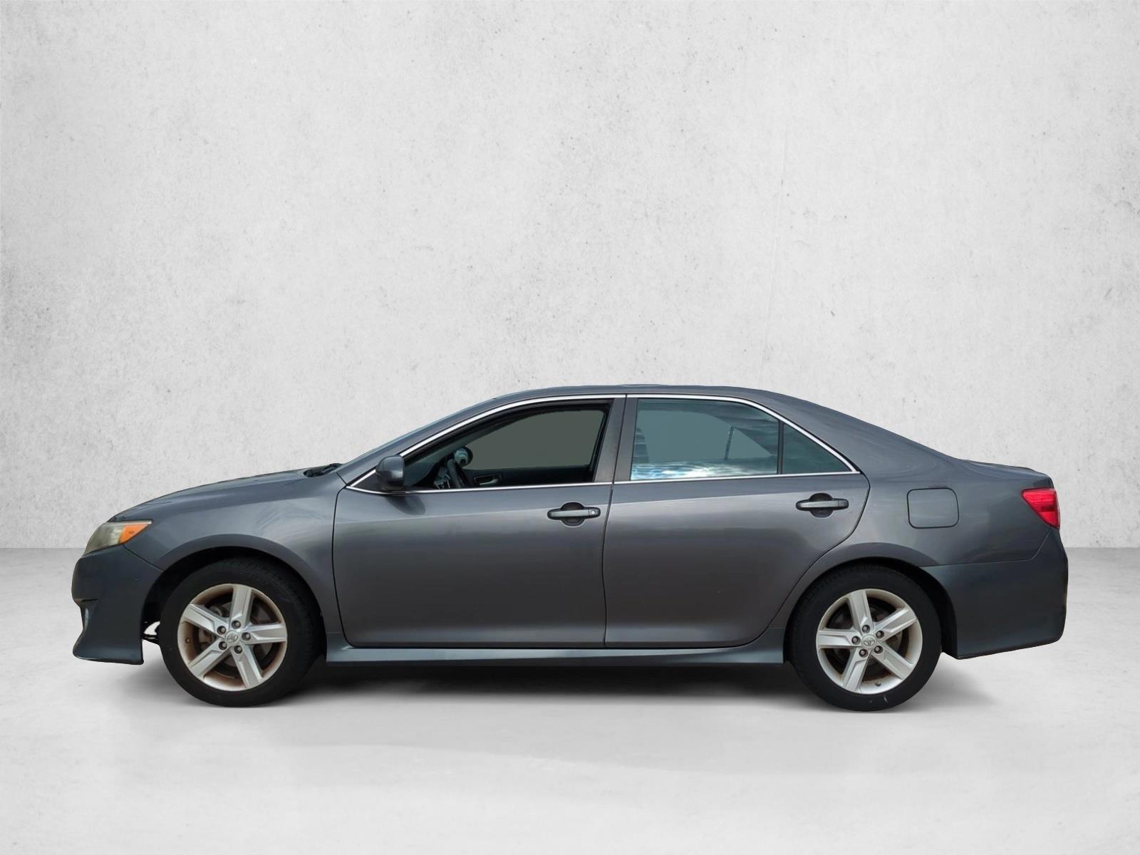 Thumbnail: 2014 Toyota Camry - 2