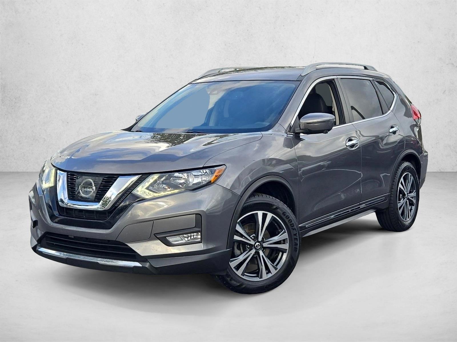 Thumbnail: 2017 Nissan Rogue - 1