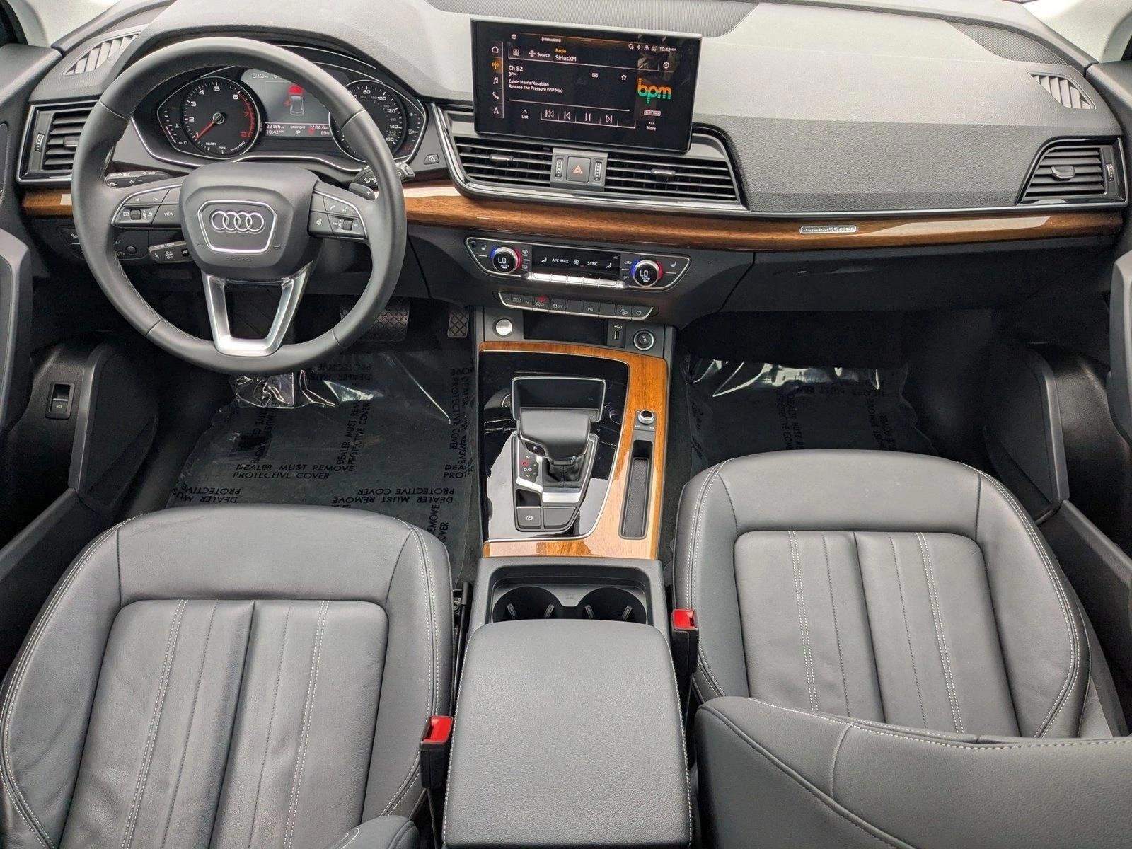 Thumbnail: 2023 Audi Q5 - 4
