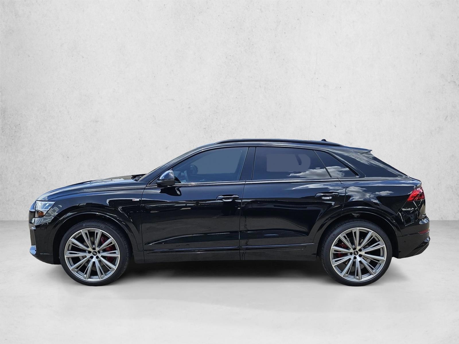 Thumbnail: 2026 Audi Q8 - 2