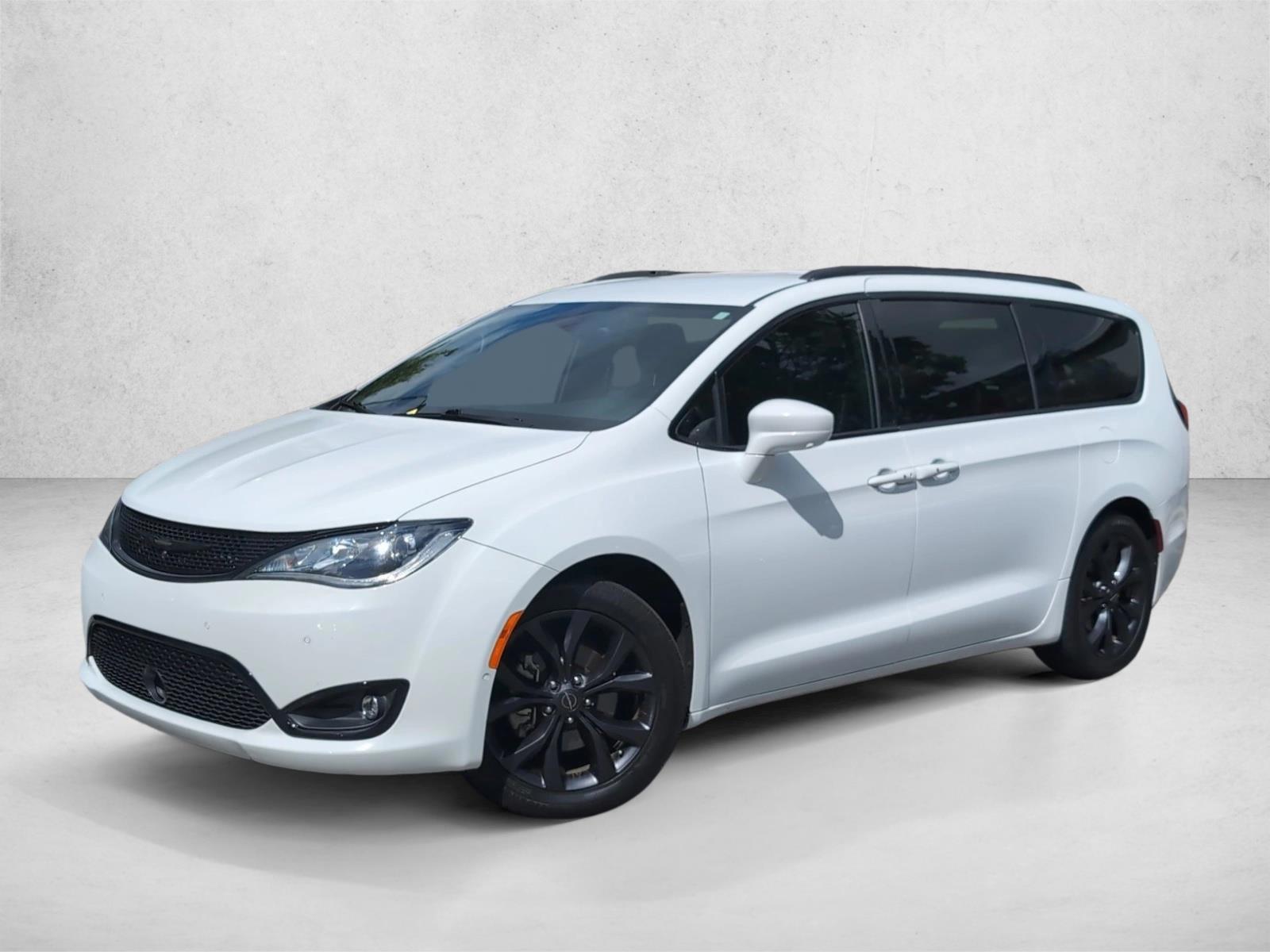 Thumbnail: 2019 Chrysler Pacifica - 1