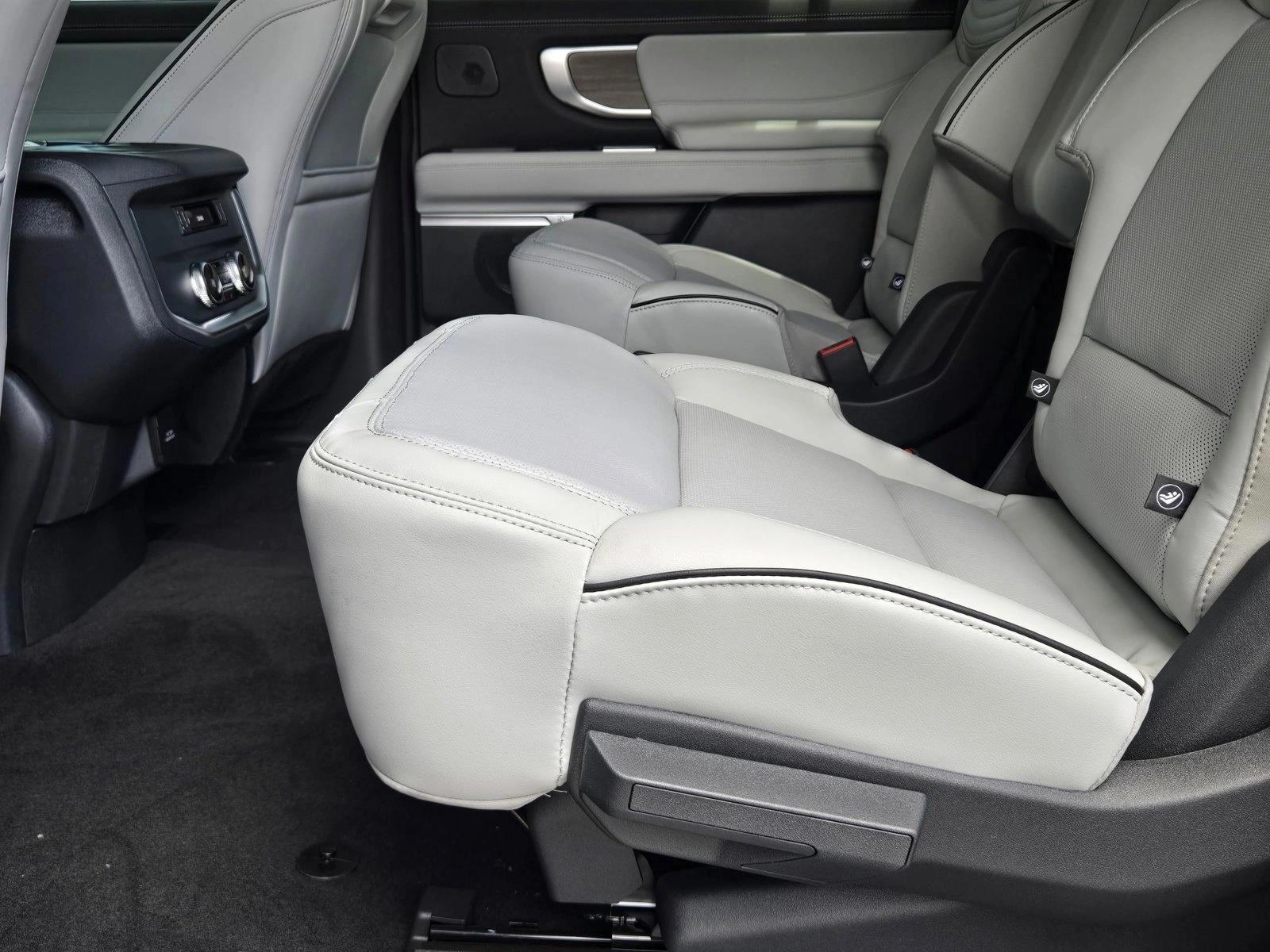 Thumbnail: 2026 Ford Expedition MAX - 5