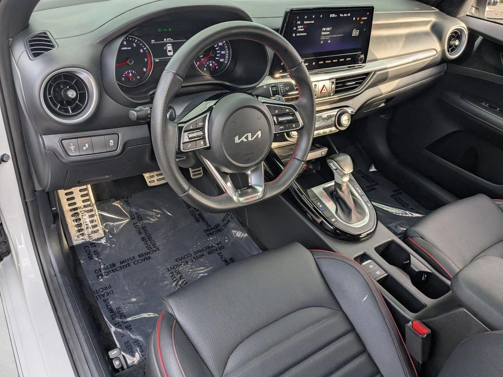 Thumbnail: 2024 Kia Forte - 3
