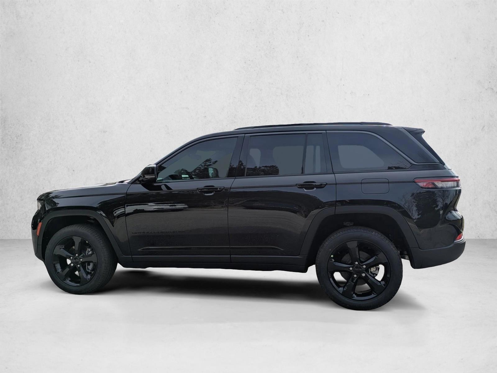 Thumbnail: 2026 Jeep Grand Cherokee - 2