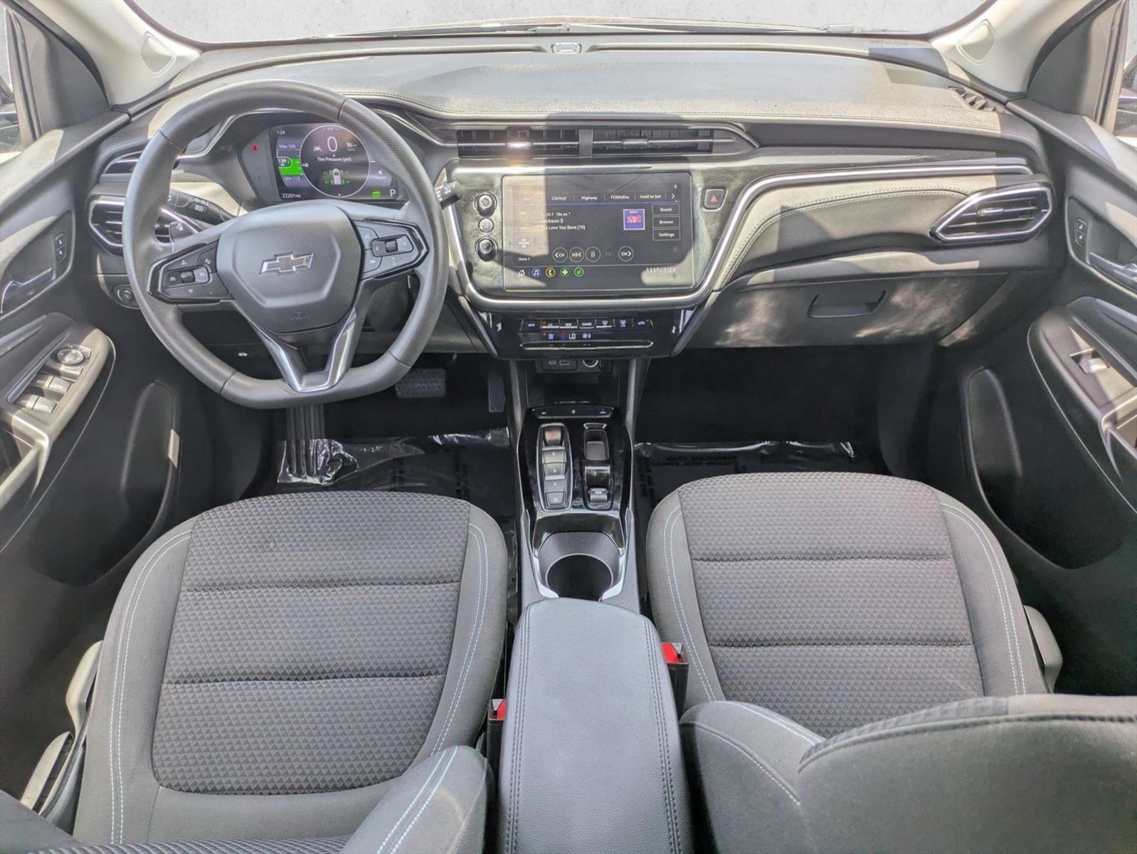 Thumbnail: 2023 Chevrolet Bolt EUV - 4
