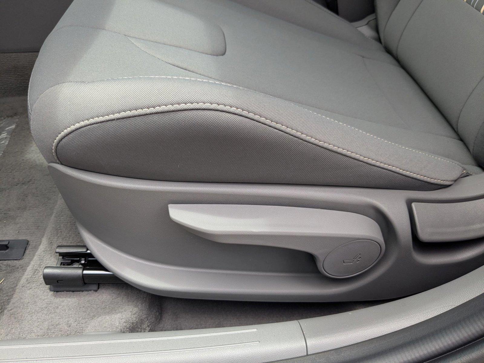 Thumbnail: 2025 Hyundai Elantra - 5