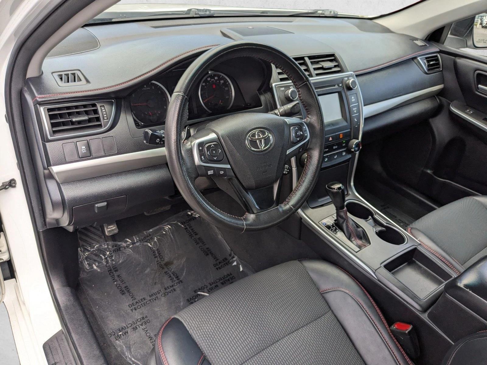 Thumbnail: 2017 Toyota Camry - 3