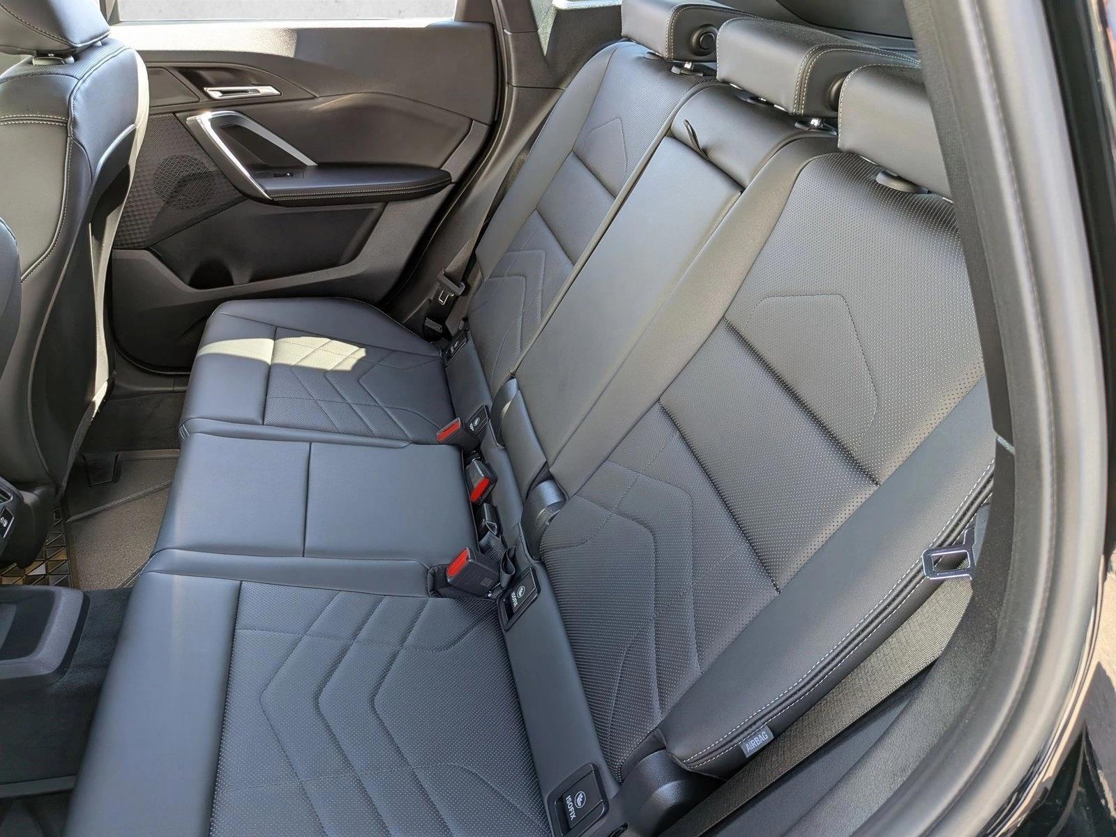 2026 BMW X1 28i - Photo 18