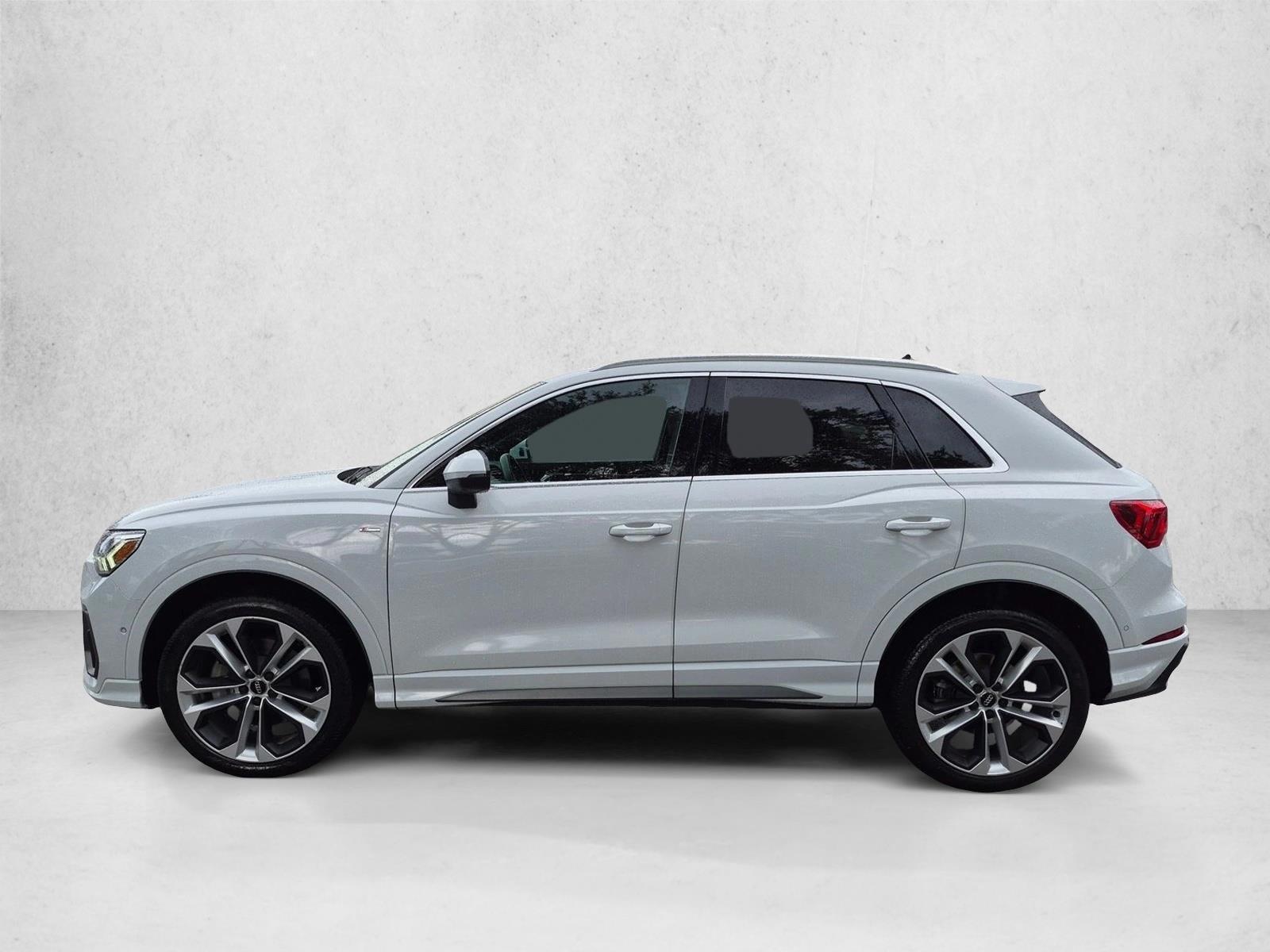 Thumbnail: 2020 Audi Q3 - 2