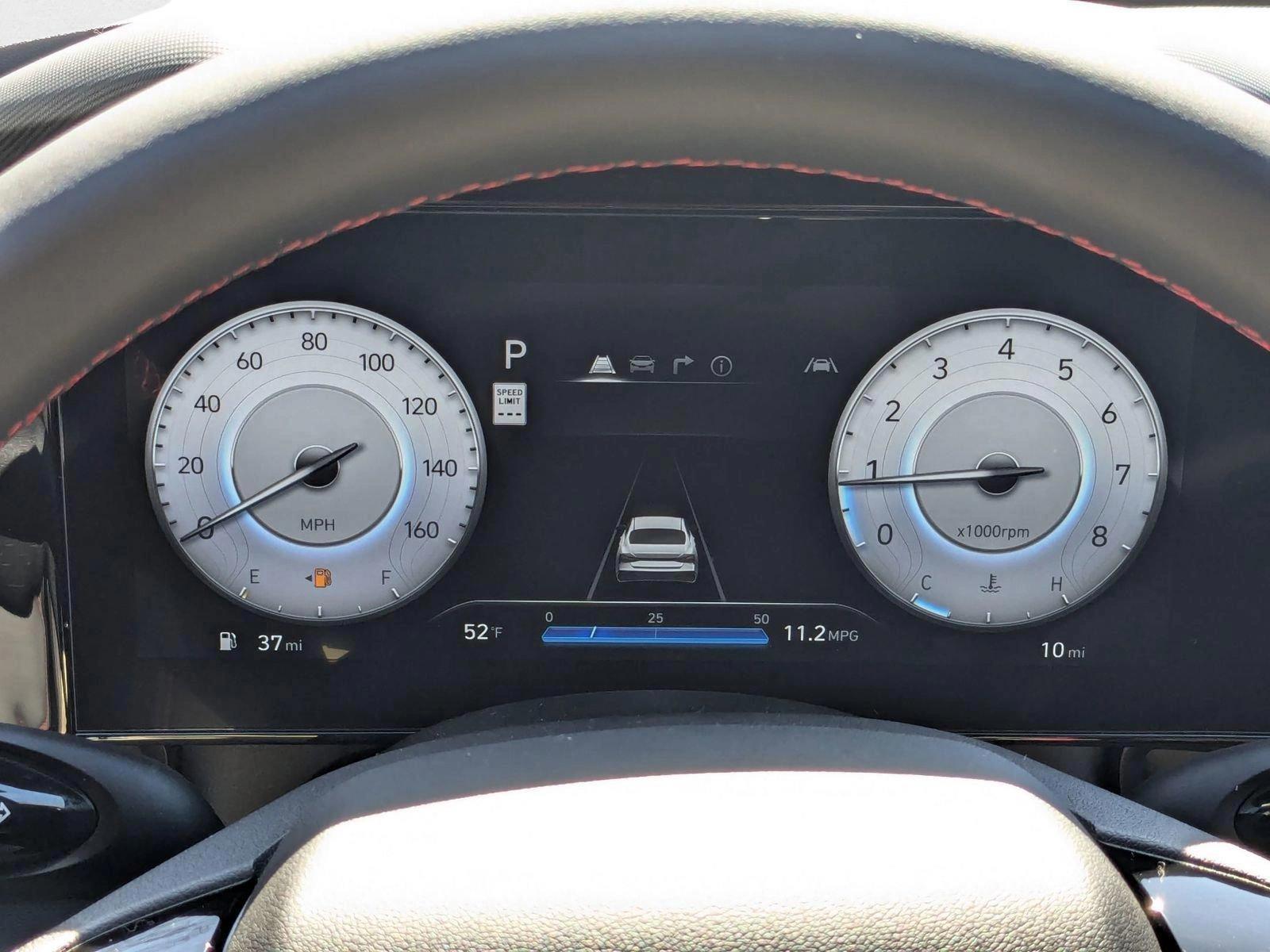 2025 Hyundai Elantra N Line - Photo 11