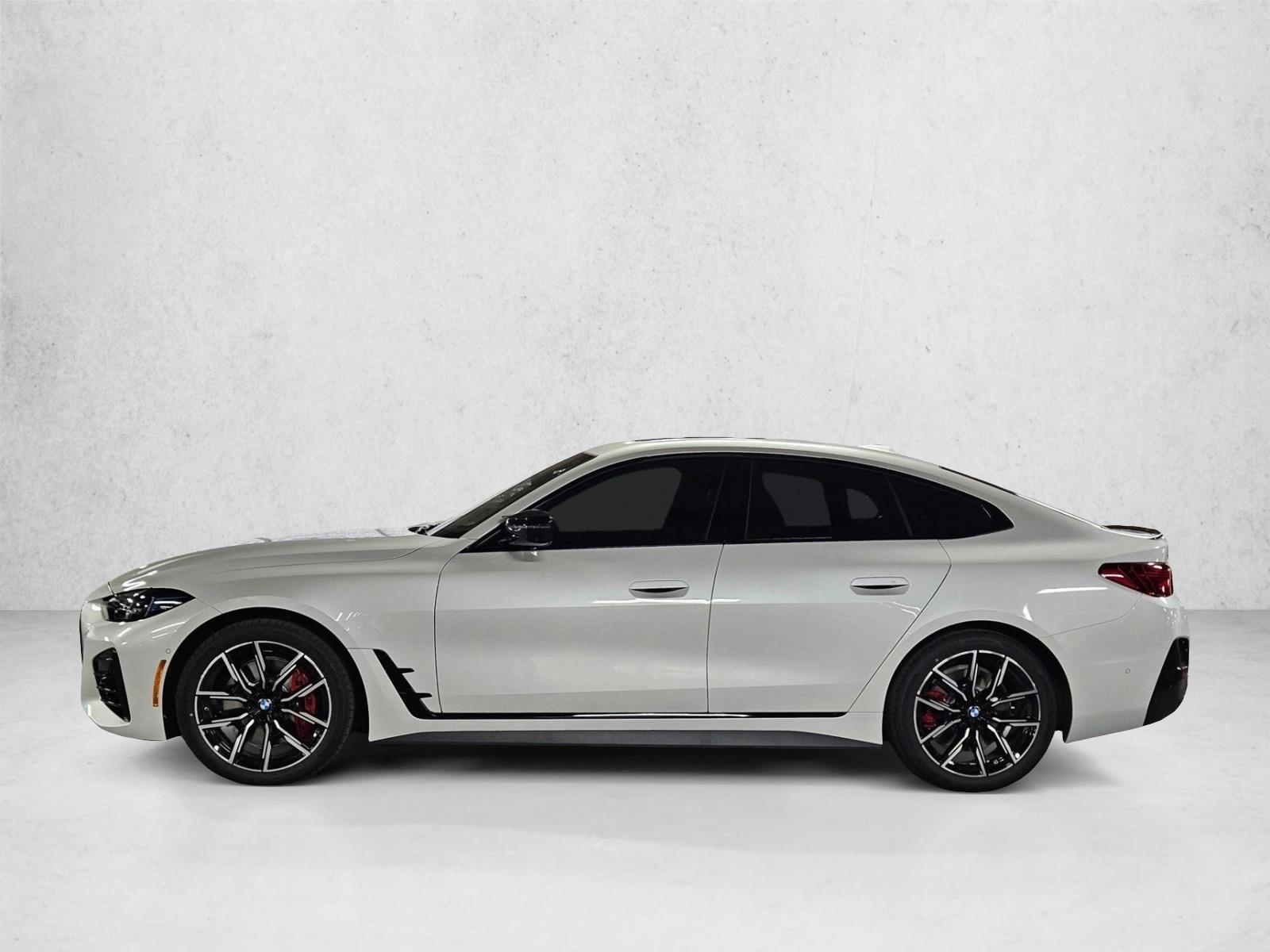 Thumbnail: 2026 BMW 4 Series - 2