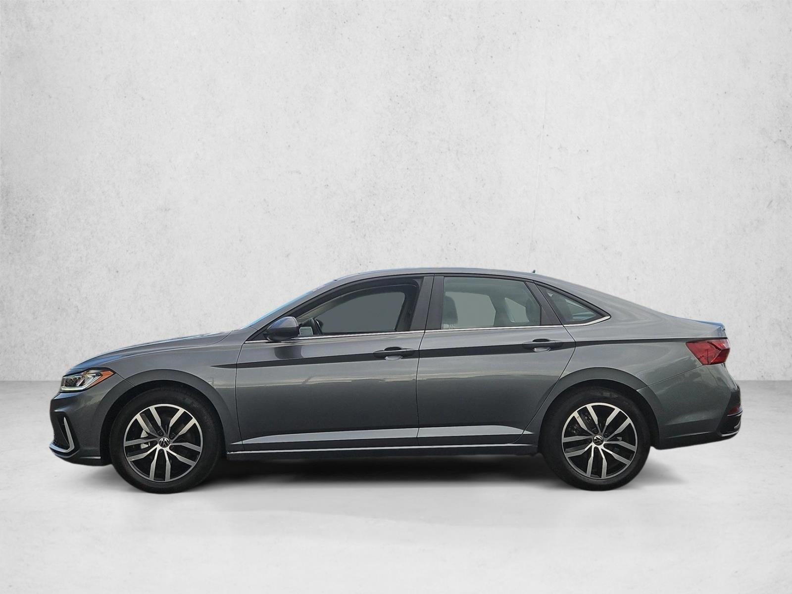 Thumbnail: 2025 Volkswagen Jetta - 2