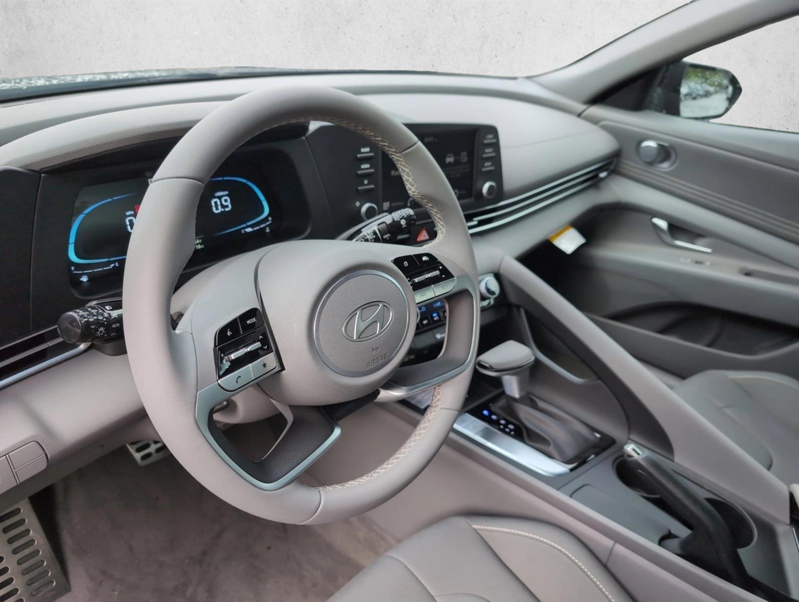 Thumbnail: 2026 Hyundai Elantra - 3