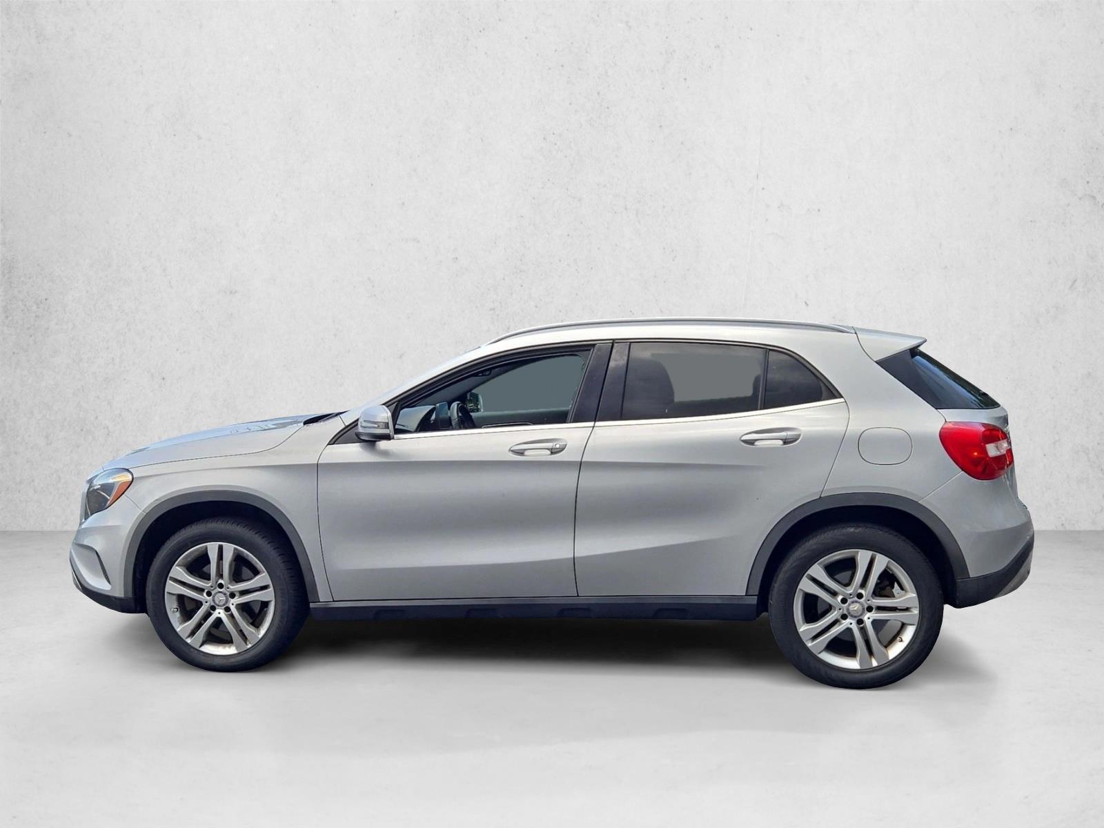 Thumbnail: 2017 Mercedes-Benz GLA - 2
