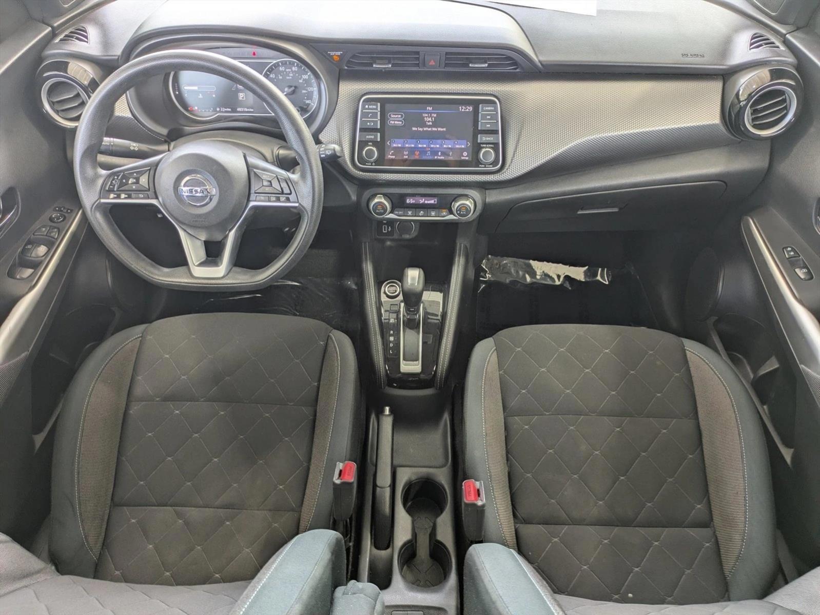 Thumbnail: 2020 Nissan Kicks - 3