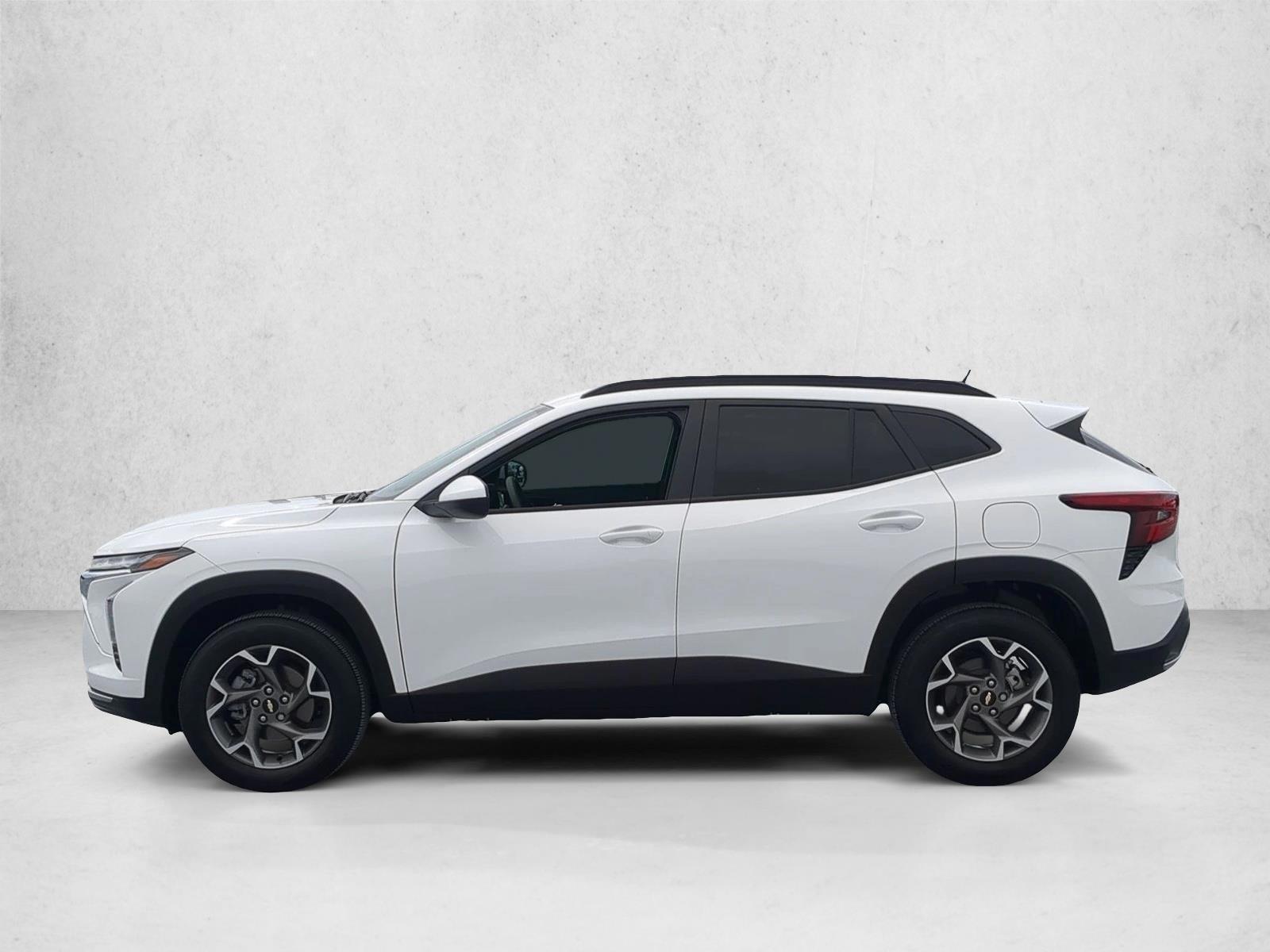 Thumbnail: 2025 Chevrolet Trax - 2
