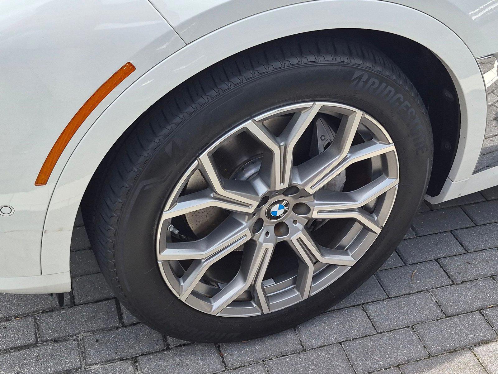 2024 BMW X7 40i - Photo 21