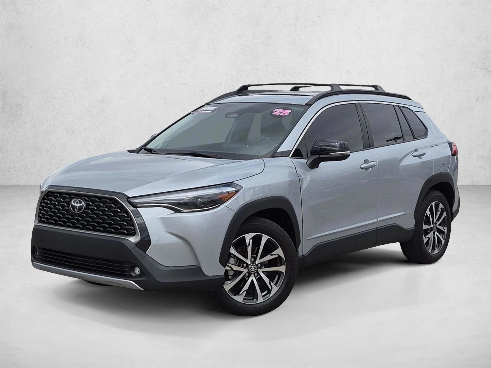 2025 Toyota Corolla Cross XLE