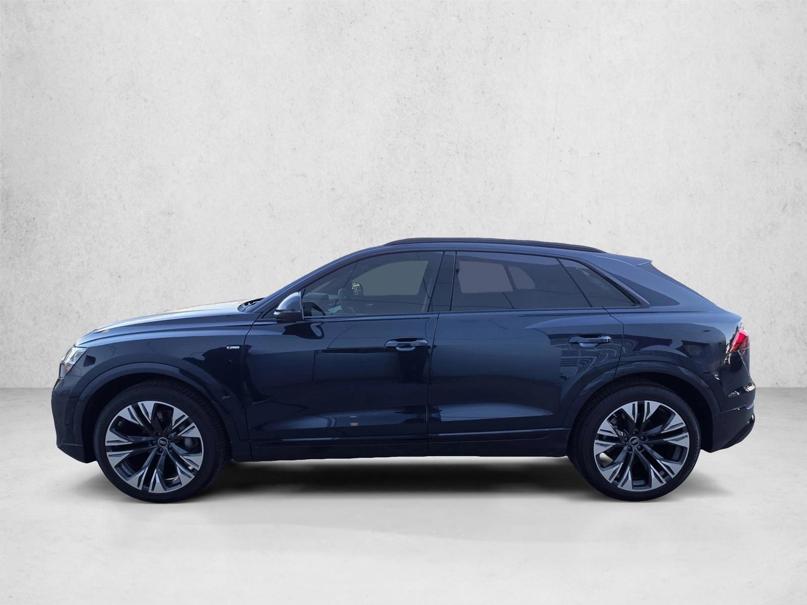 Thumbnail: 2026 Audi Q8 - 2