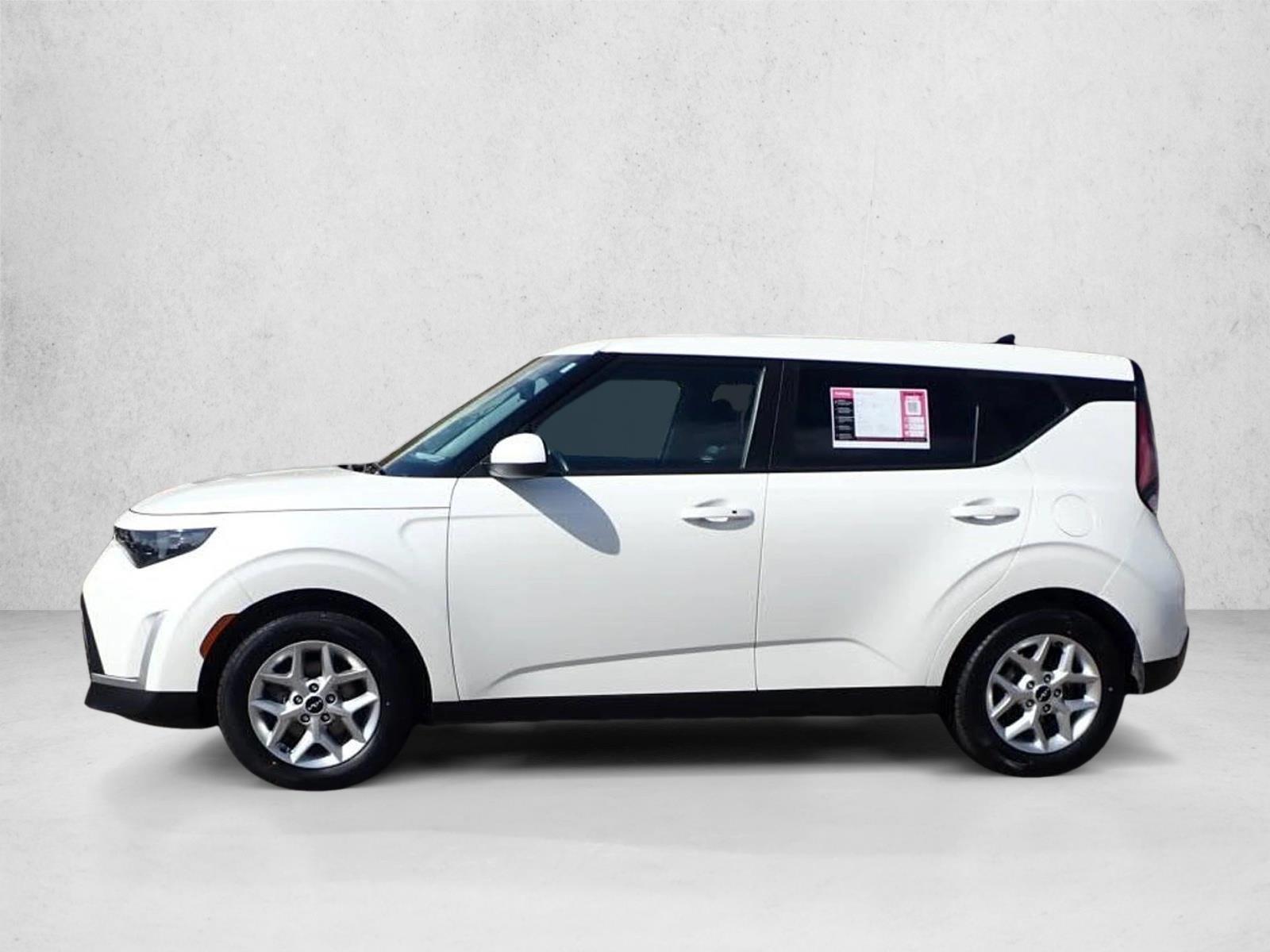 Thumbnail: 2023 Kia Soul - 2