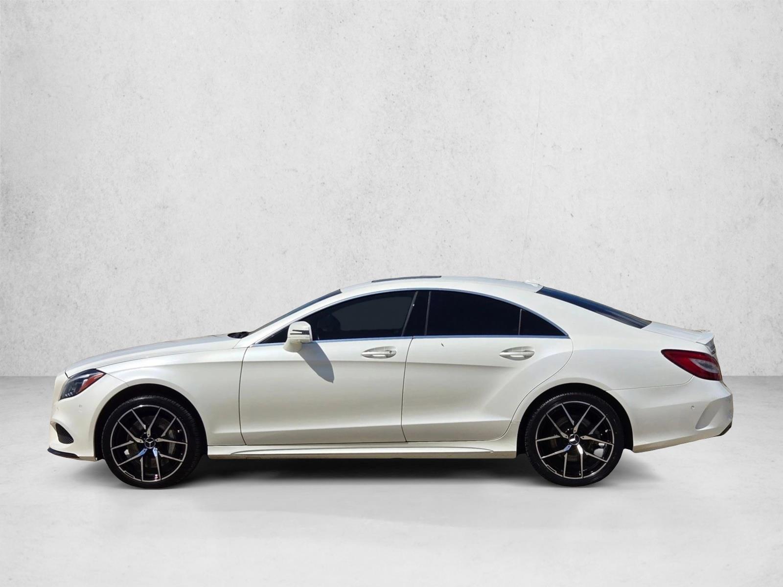 Thumbnail: 2015 Mercedes-Benz CLS - 2