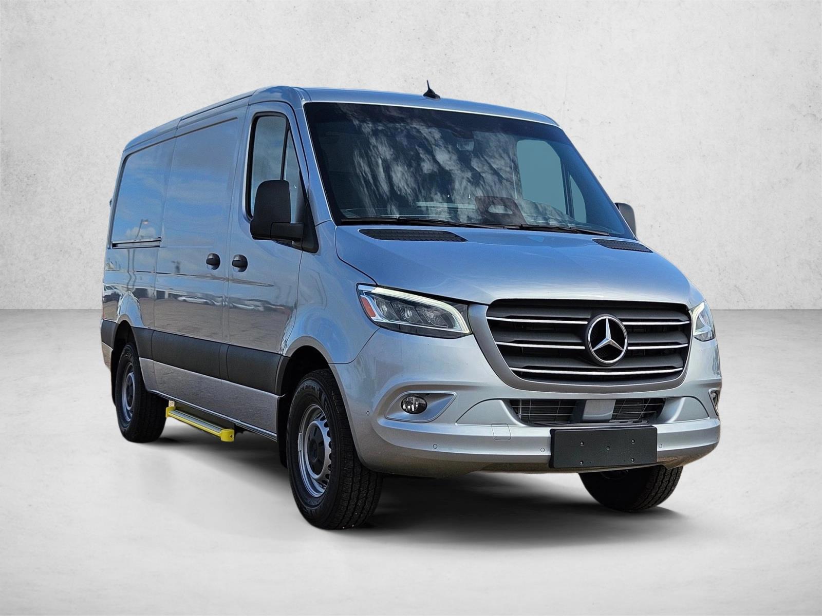2025 Mercedes-Benz Sprinter Cargo Van Base - Photo 8