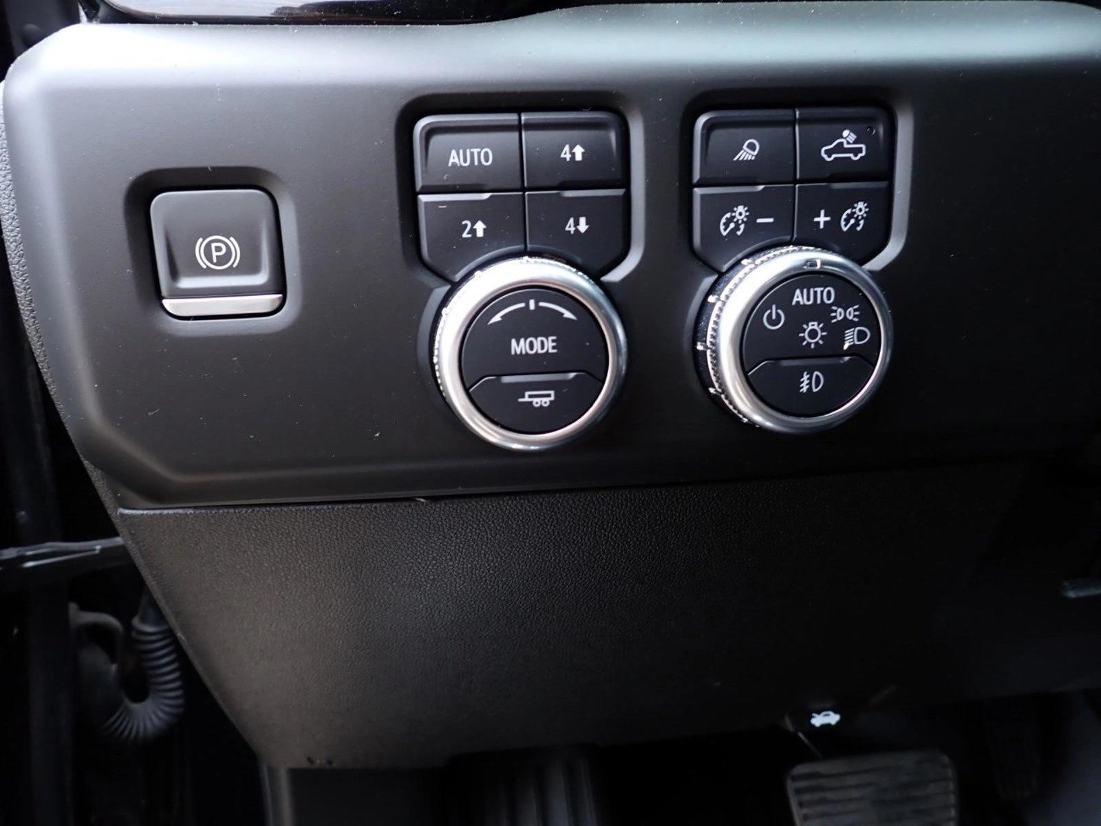 2024 GMC Sierra 2500HD AT4 - Photo 16