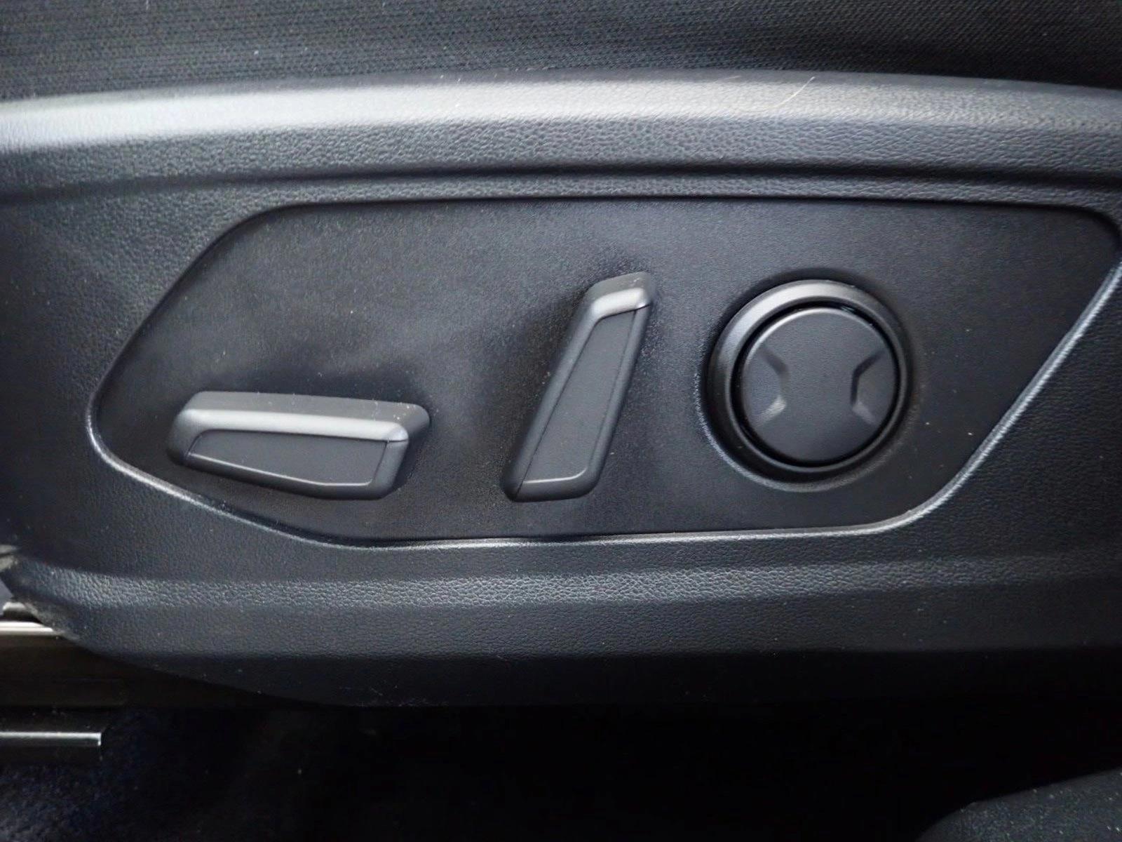 Thumbnail: 2022 Hyundai Tucson - 4