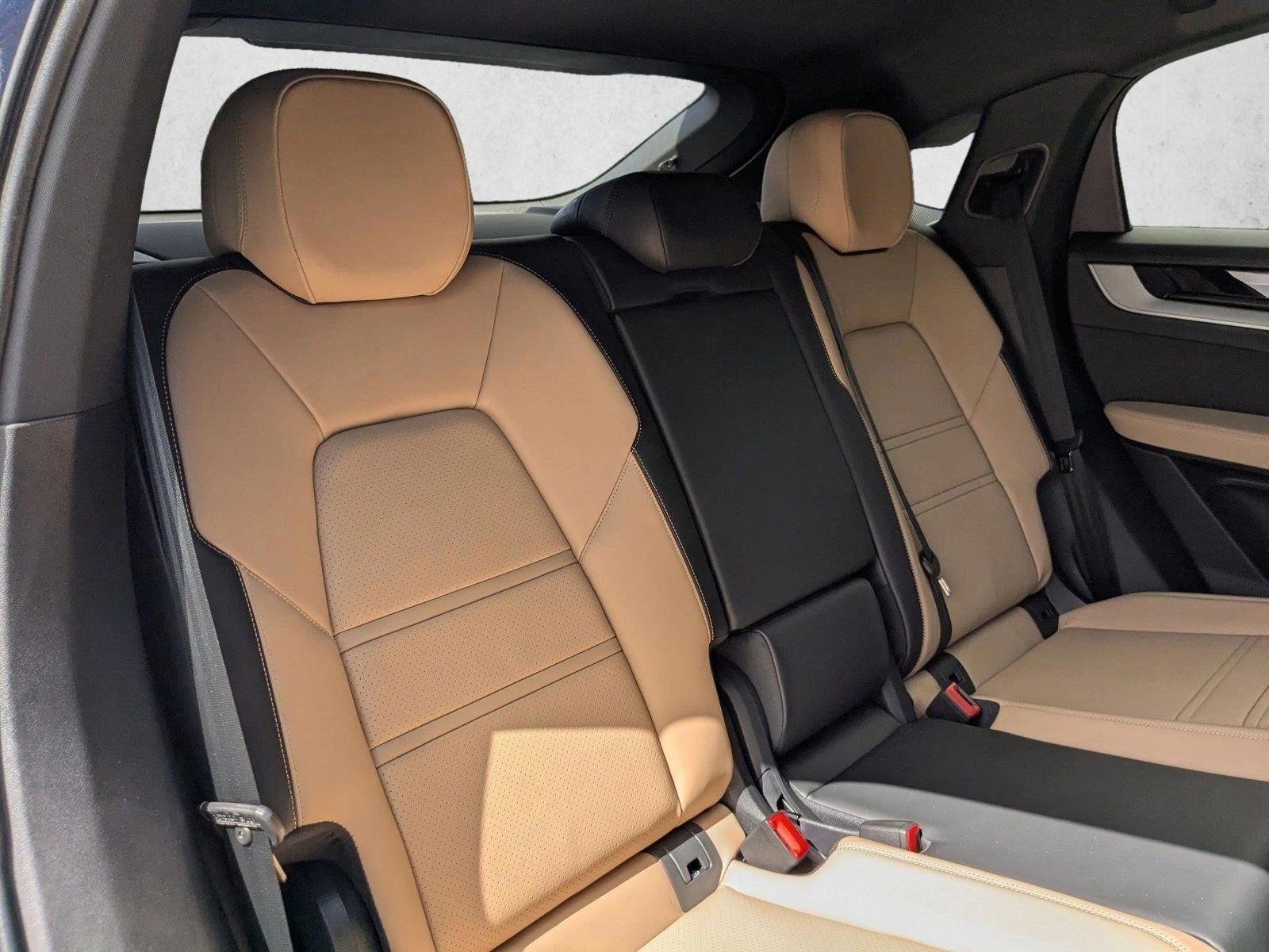 2025 Porsche Cayenne Coupe E-Hybrid - Photo 24