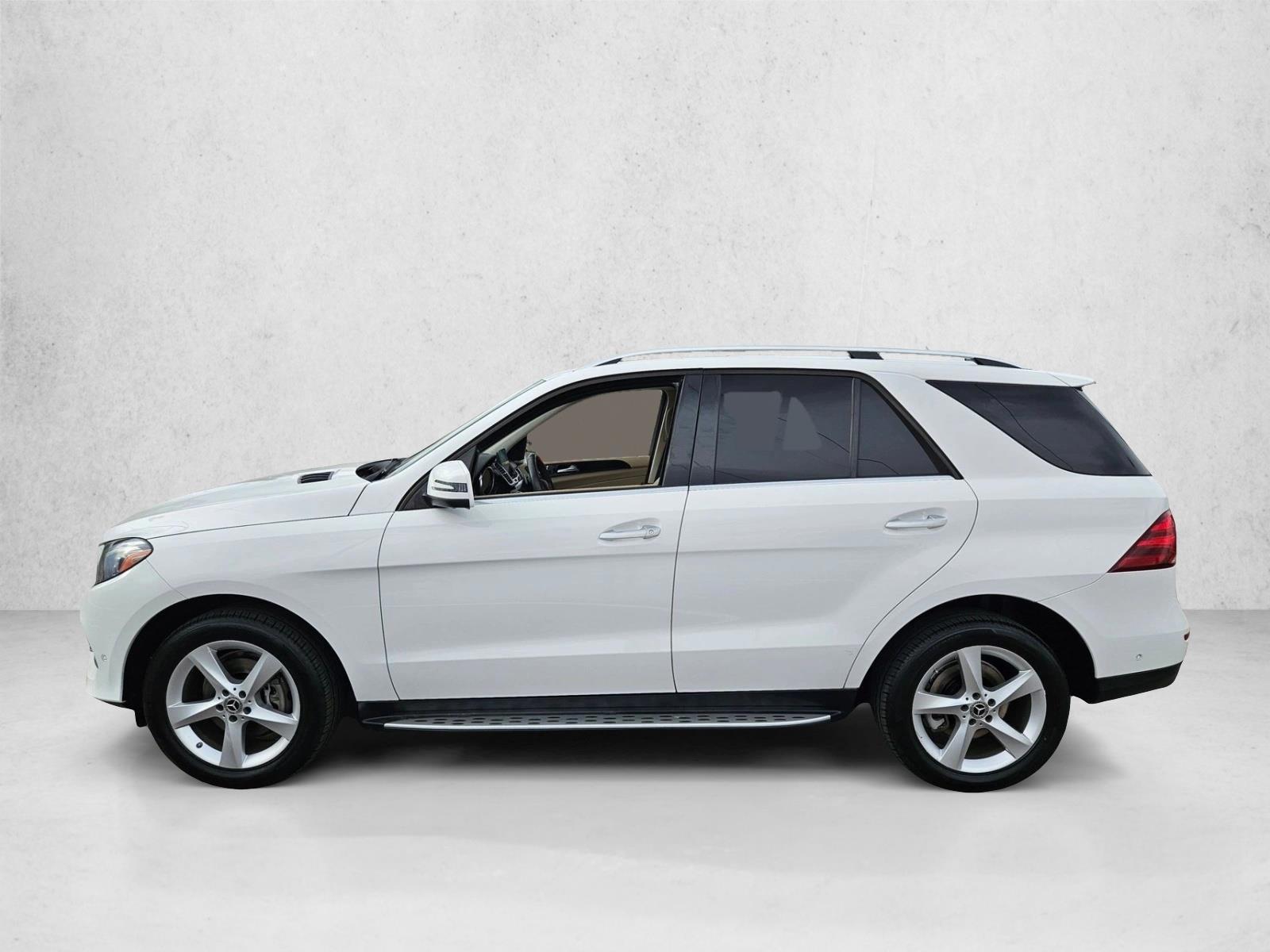 Thumbnail: 2017 Mercedes-Benz GLE - 2