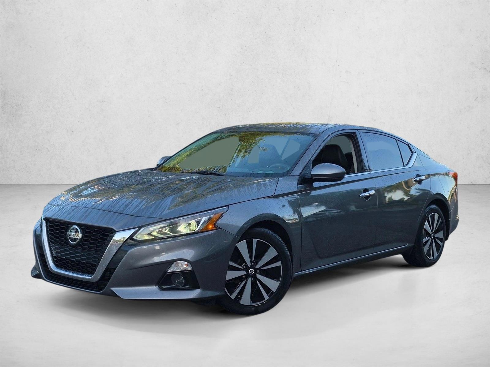 Thumbnail: 2019 Nissan Altima - 1