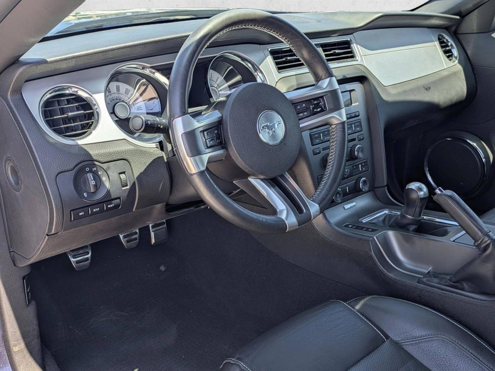 Thumbnail: 2010 Ford Mustang - 3