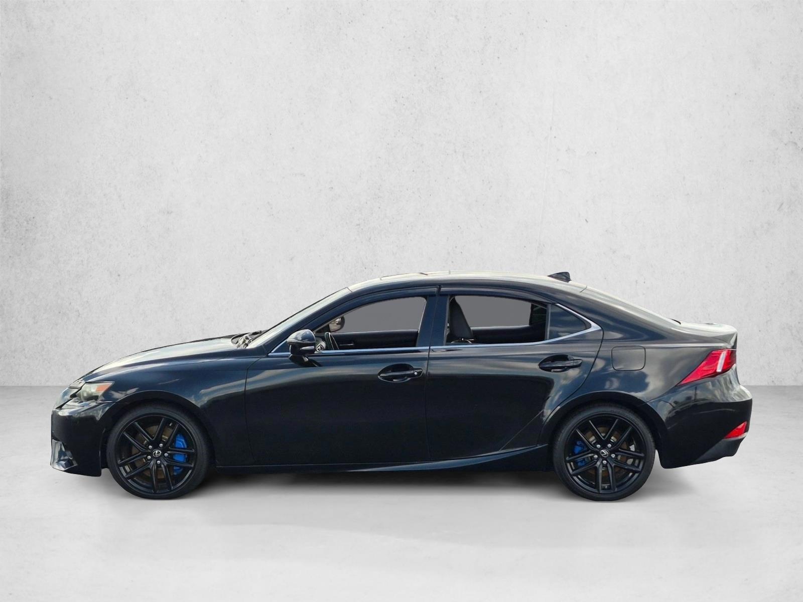 Thumbnail: 2016 Lexus IS - 2