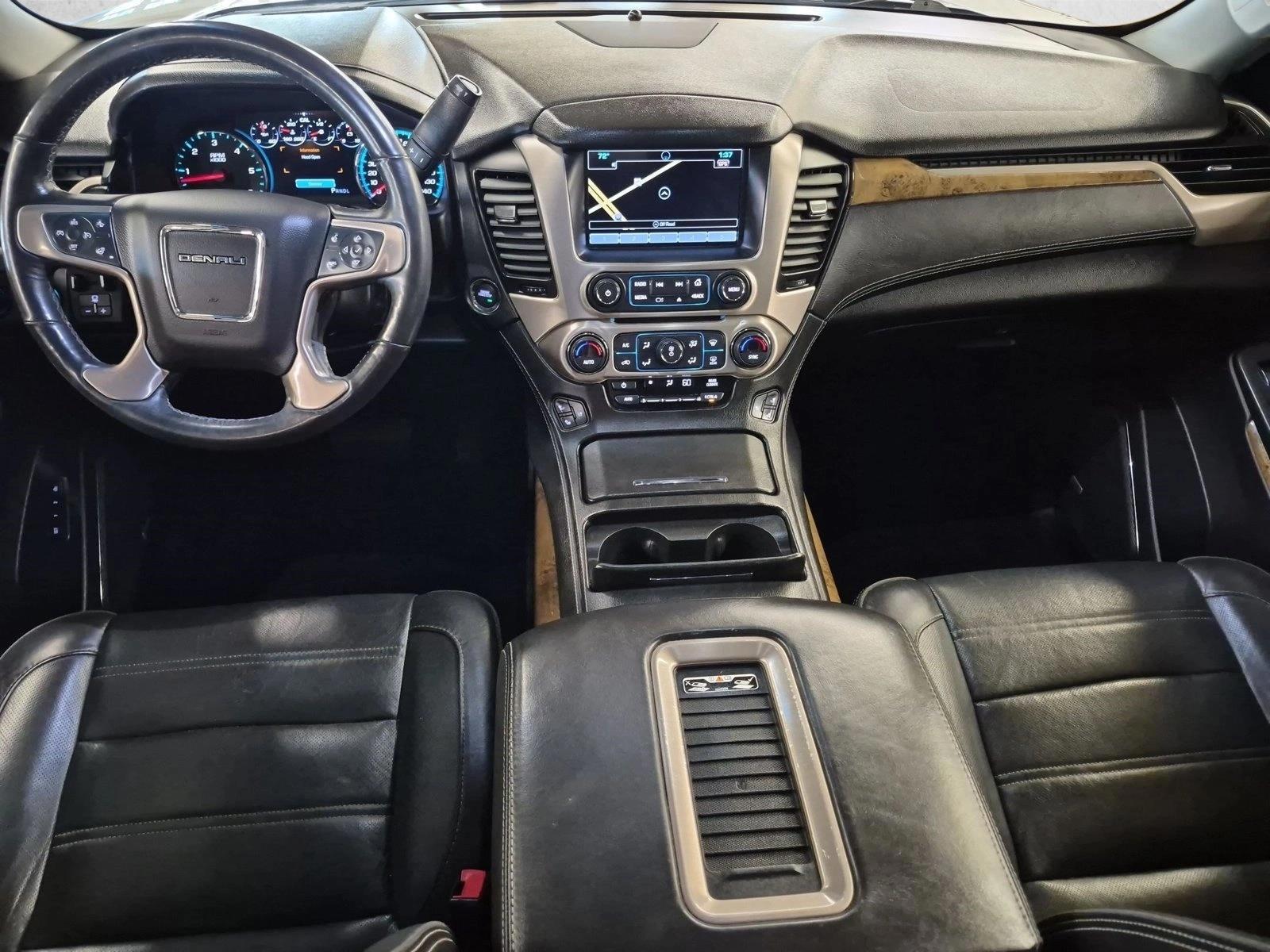 Thumbnail: 2017 GMC Yukon XL - 3