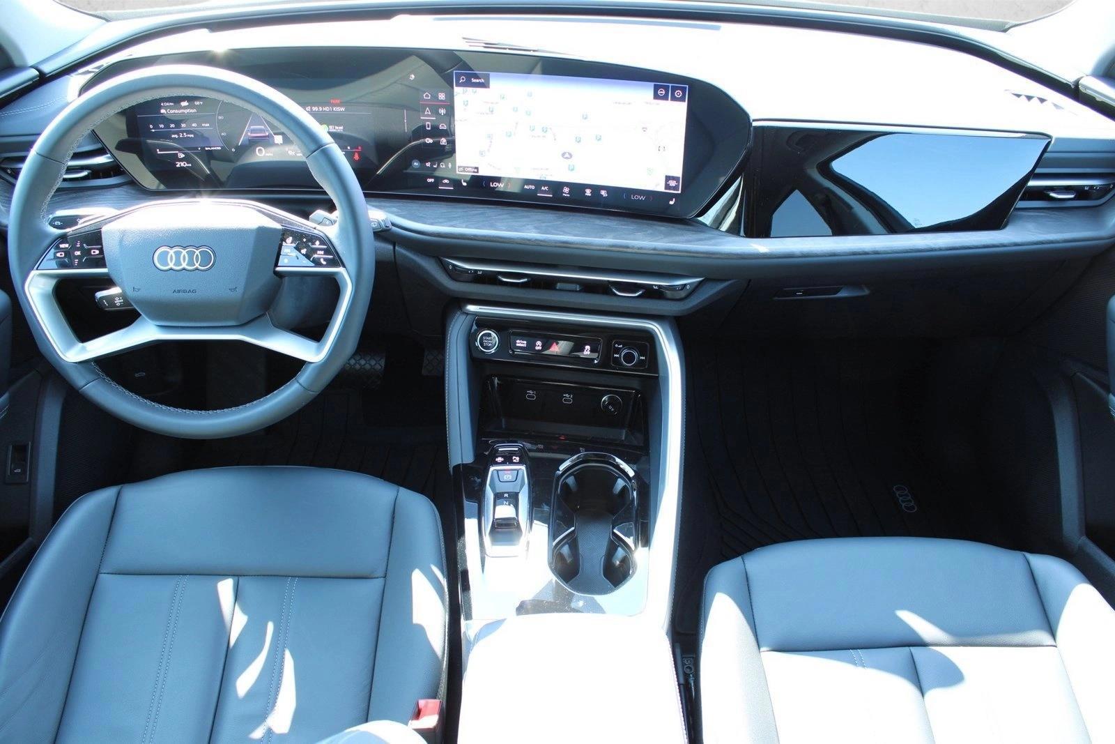 Thumbnail: 2025 Audi Q5 - 4