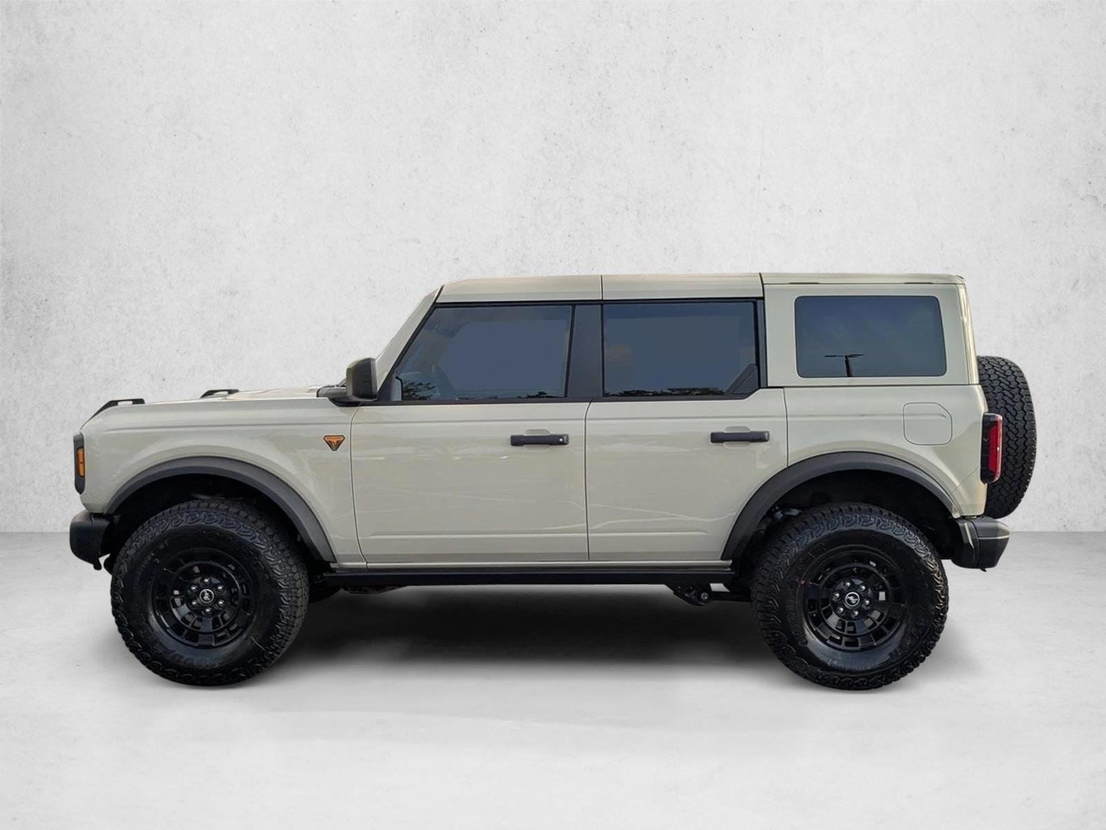 Thumbnail: 2026 Ford Bronco - 2
