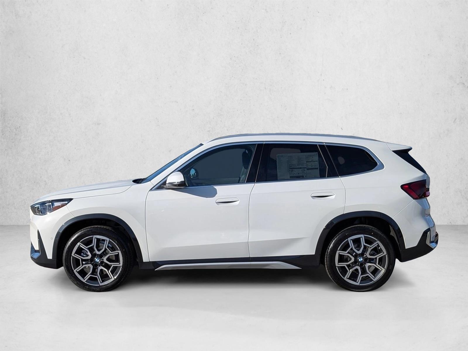 Thumbnail: 2026 BMW X1 - 2
