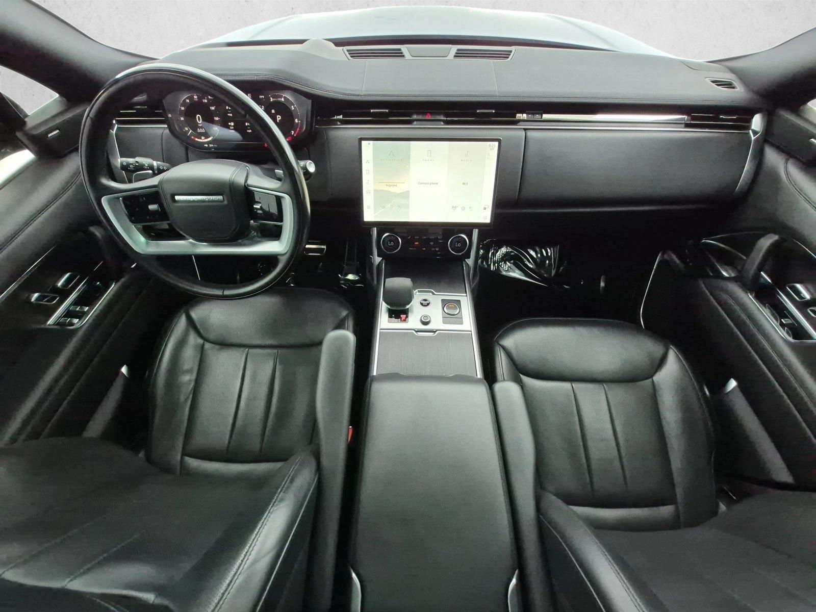 Thumbnail: 2023 Land Rover Range Rover - 3