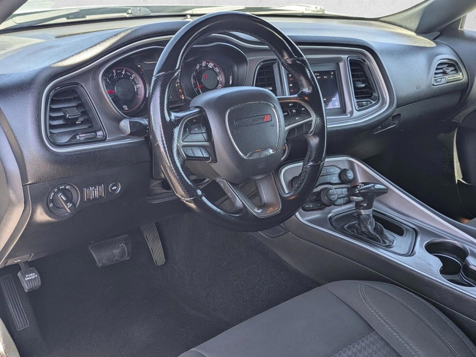 Thumbnail: 2019 Dodge Challenger - 3