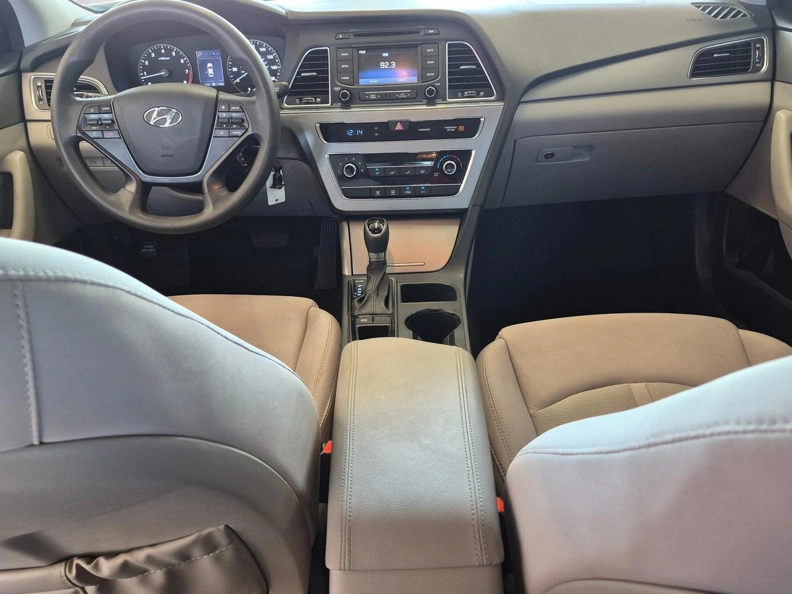 Thumbnail: 2015 Hyundai Sonata - 4
