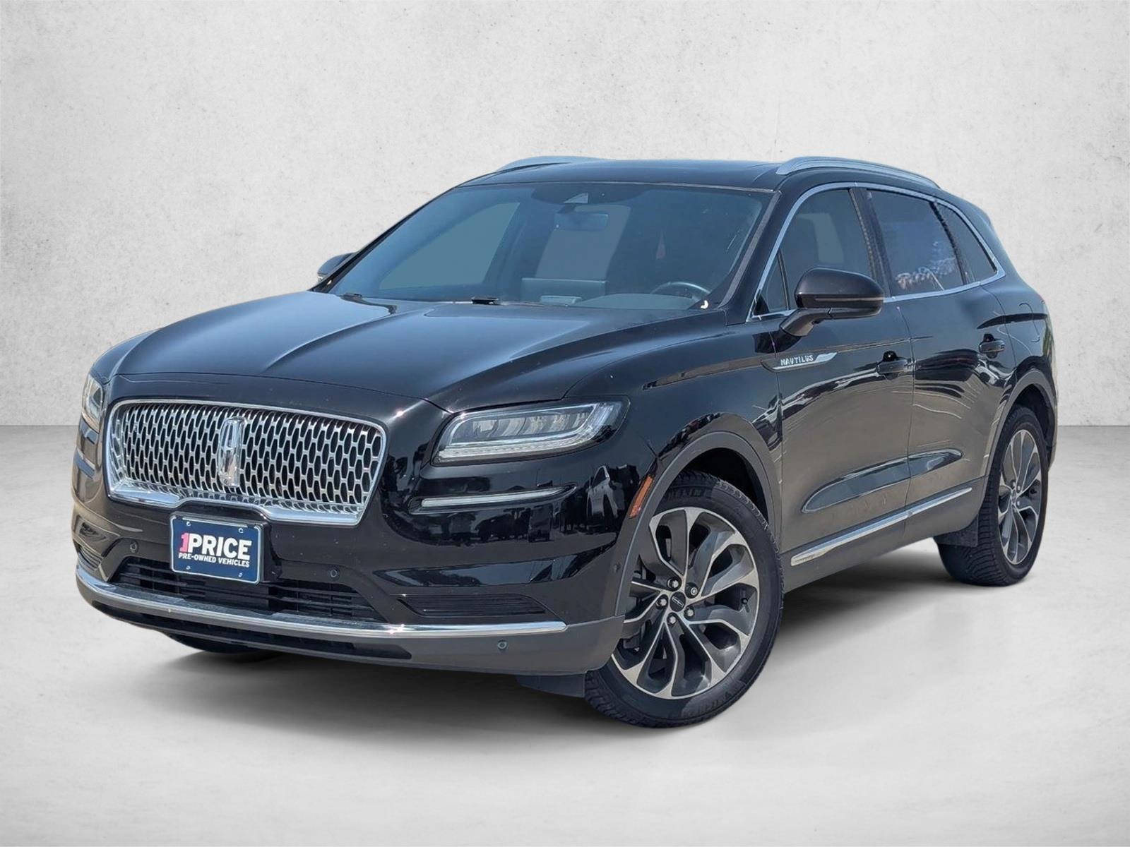 Thumbnail: 2022 Lincoln Nautilus - 1