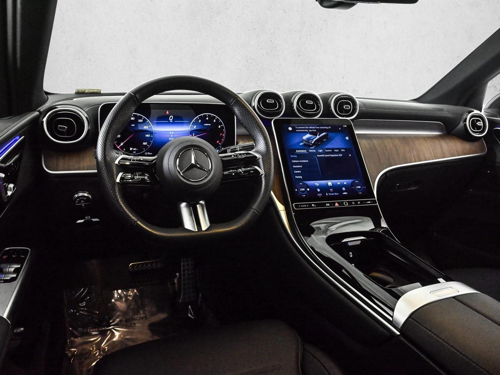 Thumbnail: 2025 Mercedes-Benz GLC - 3