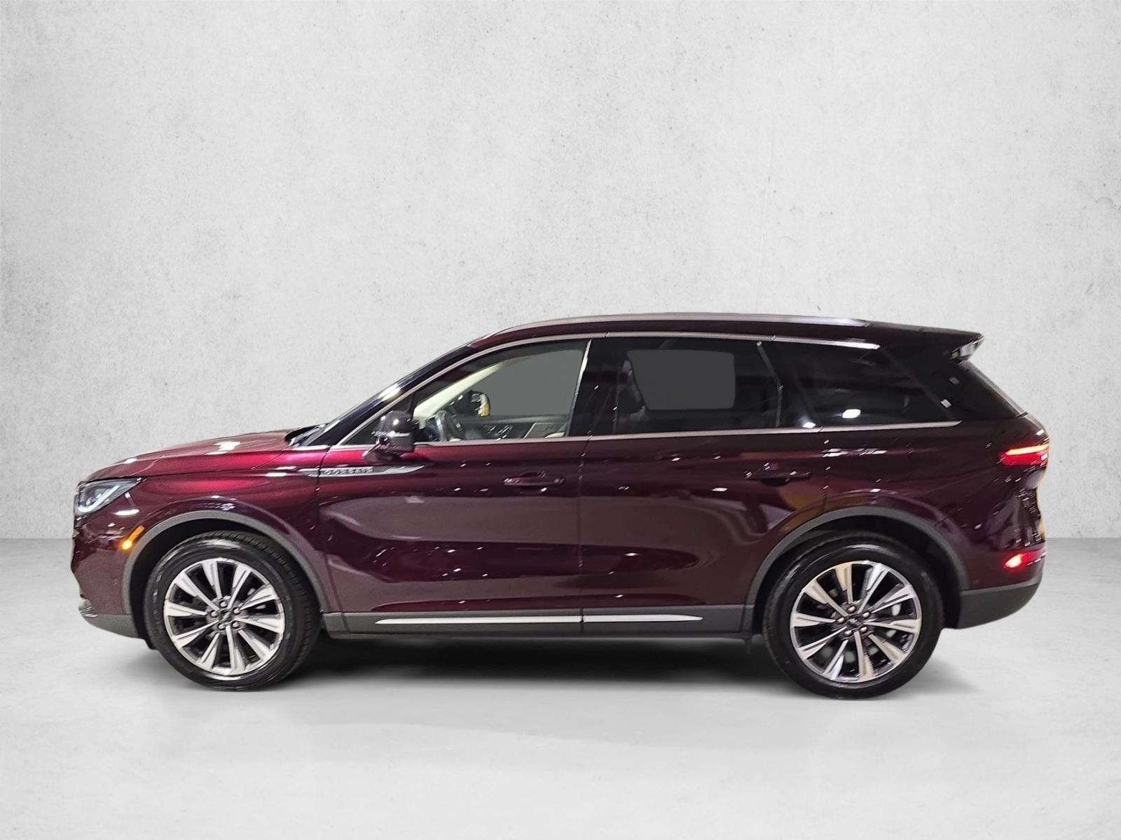 Thumbnail: 2020 Lincoln Corsair - 2
