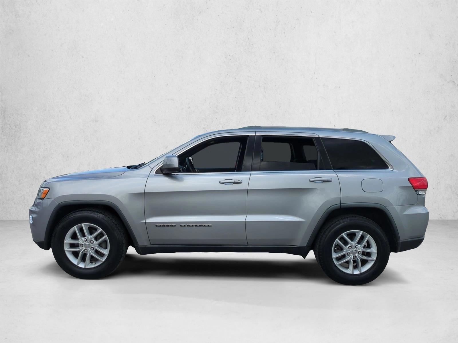 Thumbnail: 2017 Jeep Grand Cherokee - 2