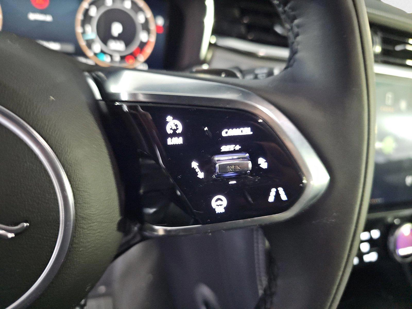 2026 Jaguar F-Pace R-Dynamic S - Photo 19