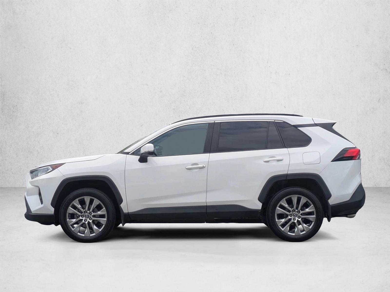 Thumbnail: 2020 Toyota RAV4 - 2
