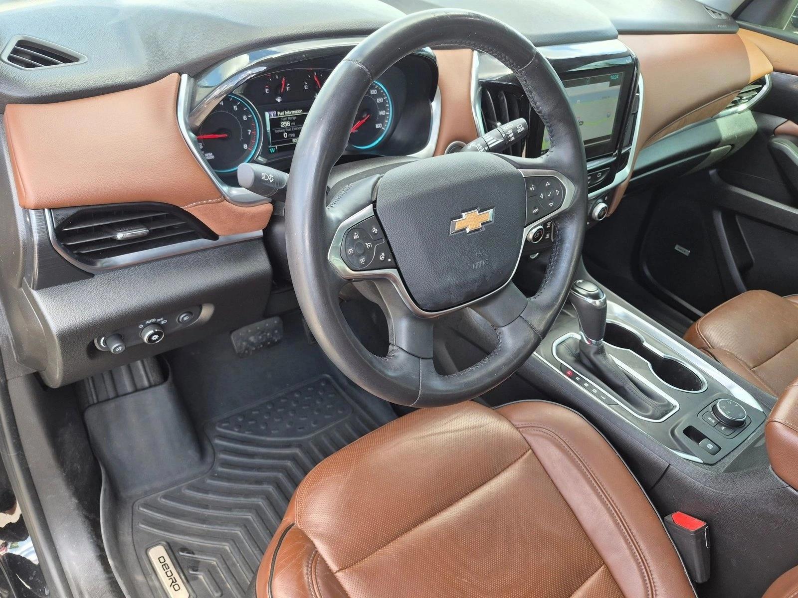 Thumbnail: 2018 Chevrolet Traverse - 3