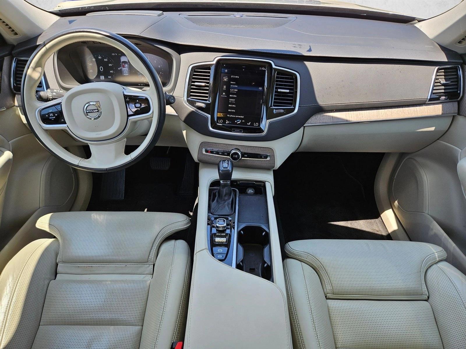 Thumbnail: 2021 Volvo XC90 - 3